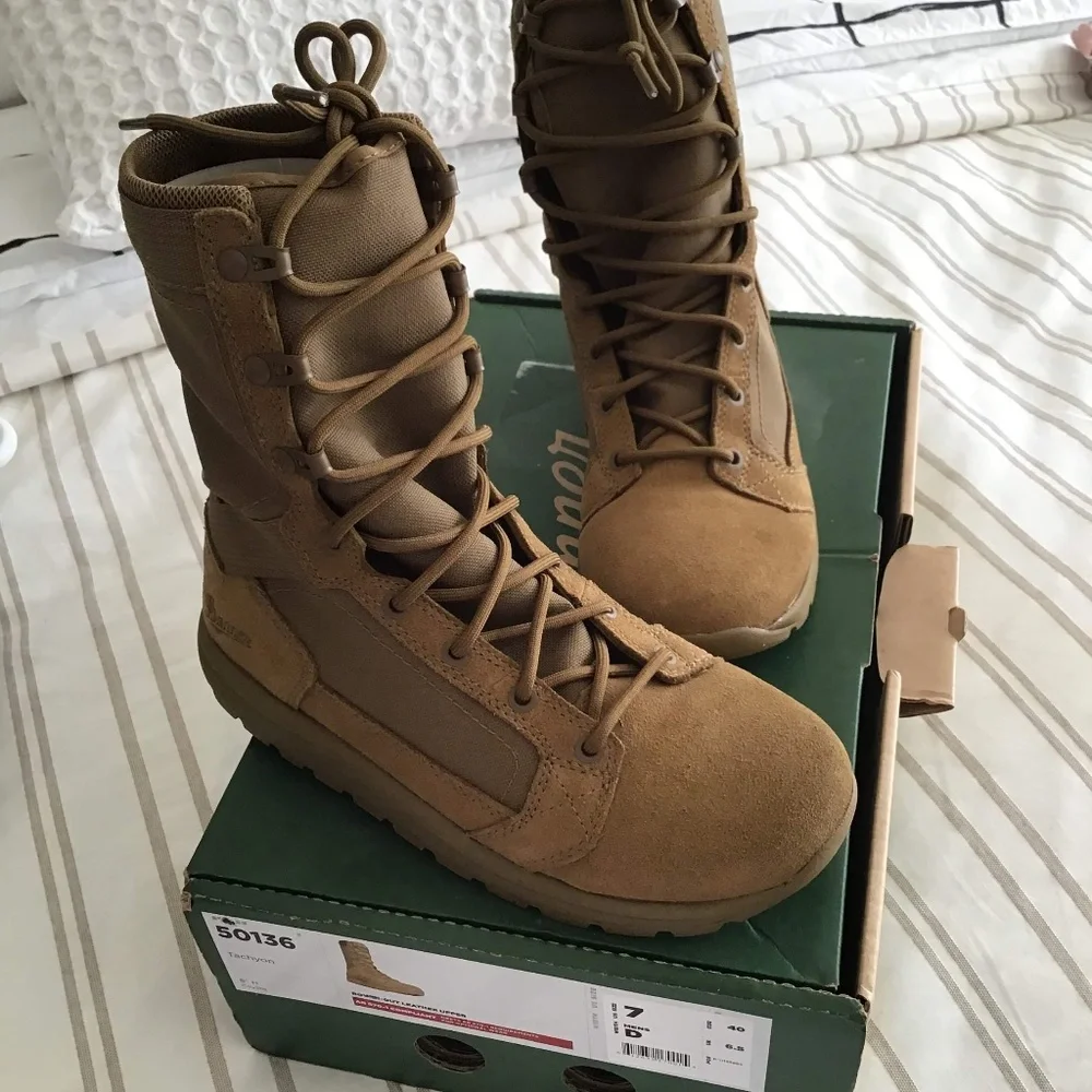 米軍　実物 DANNER TACHYON COYOTE 8 軽量ブーツ　27cm Danner - Tachyon Coyote